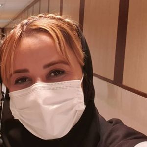 تصویر دکتر فاطمه گل چین نقاش
