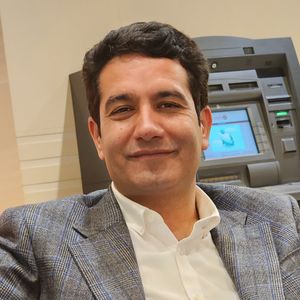 تصویر دکتر فرهاد میرسلیمانی
