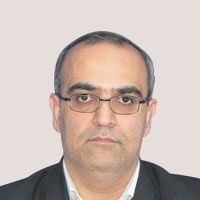 تصویر دکتر مهدی رادور